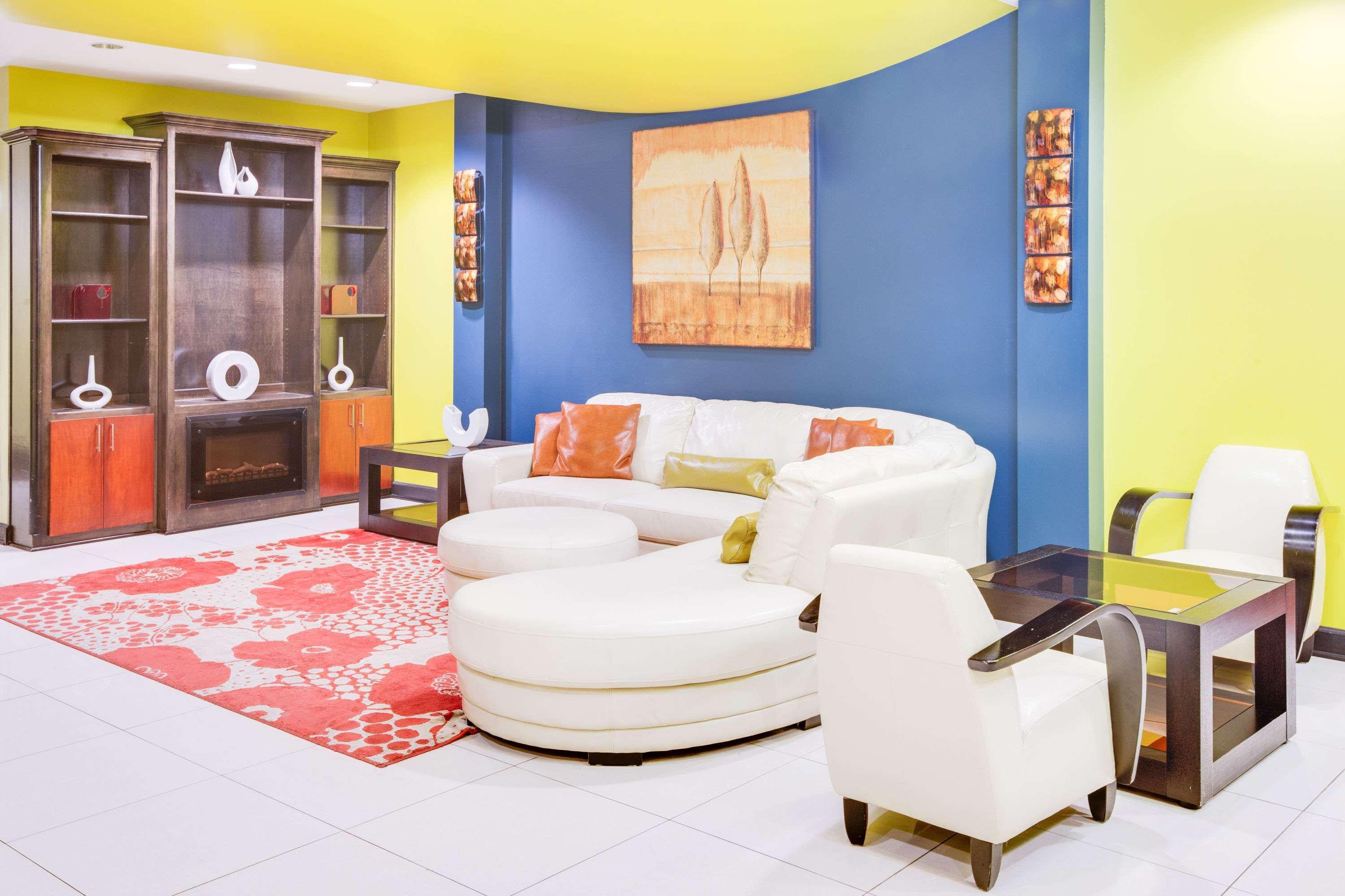 Days Inn & Suites By Wyndham Russellville Exteriér fotografie